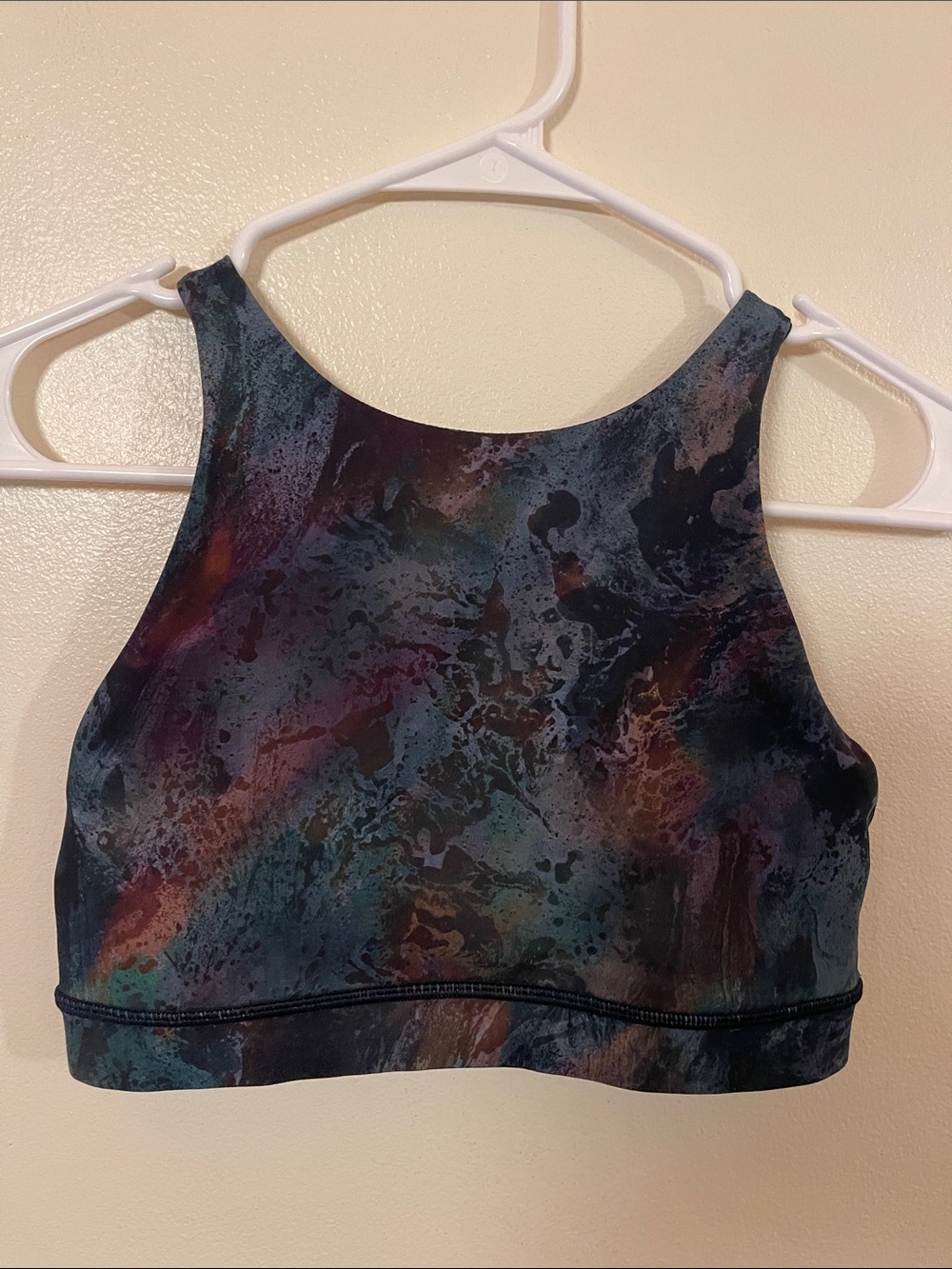 lululemon athletica High-Neck Sports Bra in Multicolor Abstract Print